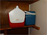 Playmate & Rubbermaid coolers
