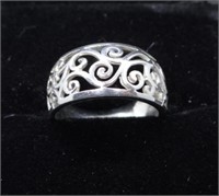 Sterling Silver Ring 2.93g Size 6 1/2