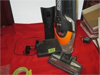 Portable Bissell vacuum, rechargable Good cond