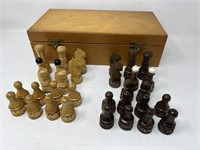 Chess Set Complete Carved Wood Chessboard