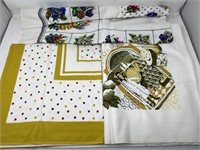 Vintage Tablecloths Linens Various Sz