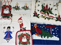 Vintage Christmas Linens Tablecloth Hotpad