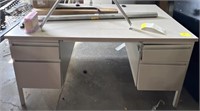 Metal Desk w/Laminate Top *damaged