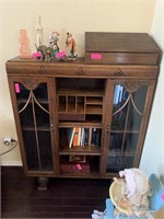 ANTIQUE CABINET W GLASS FRONT NICE GOOD QUALITY