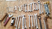 Wrenches, combo, Metric & SAE , various sizes