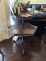 2 TIER VTG PIE CRUST FOOTED TABLE