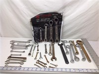 F3) NICE LOT OF WRENCHES