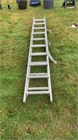20 Ft  Extension Ladder and Stabilizer
