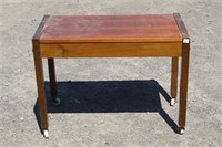 GREAT LITTLE BENCH SEAT 29X16X22"