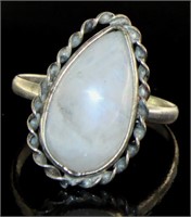 Vintage Style Natural Moonstone Ring