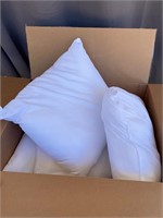 (4) 18” x 18” throw pillows