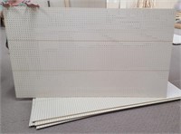 10- Garage Lined 4x7 Peg Board