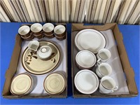 44 PIECE DINNERWARE LOT