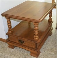 Ethan Allen American Traditional Maple End Table