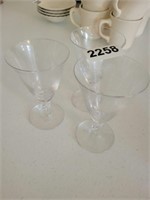 (3) PCS WINE GLASSES