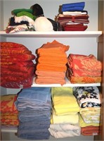Large lot Bathroom Towels w/ Colorful Vintage pcs