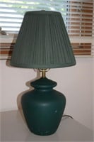 Vtg Green Ceramic Table Lamp w/ Shade 18.75"