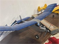 REMOTE CONTROL AIRPLANE