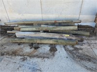 Assorted posts & lumber
