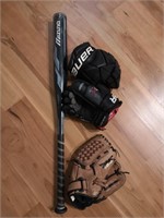 Mizuno 30" bat. Baseball and Hockey gloves