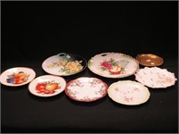 Eight vintage decorated plates; two cake