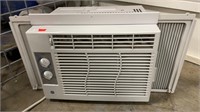 GE 5000 BTU Air Conditioner, Model AEL05LQQ1,