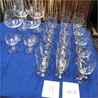 11 - MIXED LOT OF STEMWARE GLASSES (Q13)