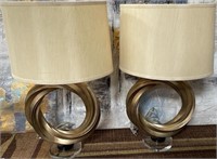 11 -  PAIR OF MATCHING TABLE LAMPS W/ SHADES
