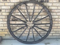 Wood Spoke Wagon Wheel is 44.5in Diameter