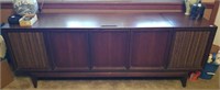 Vintage stereo cabinet. 74in x 27in tall x 18in.