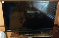 Emerson 39" flatscreen tv with remote