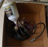 Pneumatic spray paint gun w/hose