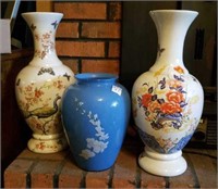 3 ceramic vases Both tallest ones are cracked at