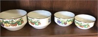 4 Vitro ceramic bowls