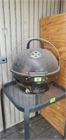 Tailgate charcoal grill