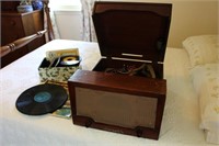 Antique Zenith Radio/Record Player & Records