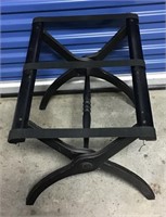 BLACK WOOD SUITCASE STAND