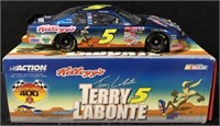 2001 ACTION NASCAR #5 TERRY LABONTE KELLOGG'S LOON