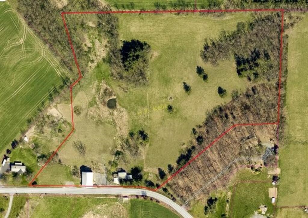 SOLD PRIOR TO AUCTION - 12 Acre Farmette in Manheim