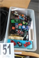 Tray with Loose Cars & Cards (U232A)