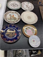 Collection Of 8 Vintage Collectable Plates.