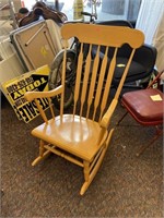 Blonde Wood Rocking Chair, Excellent Condition.