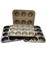 Cupcake Tins w/ 1 Popover Tin