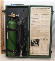 vintage portable emergency oxygen unit