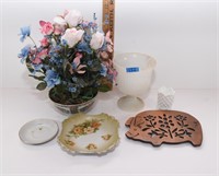 vintage decorative plates and bowls