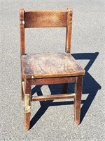 Small Child Dark Wood Chair 13×12×24.25"