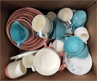 Quantity Vintage Plastic Dishes - Westinghouse /