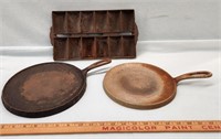(2) Cast Iron Round Griddles & Baking Pan
