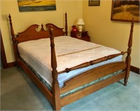 Maple Low Poster Bed, Box Springs & Mattress