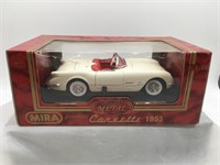 Mira 1953 Corvette 1:18 Die Cast Metal Car